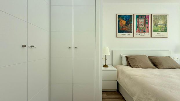 Apartment in the Heart of Alicante with Spectacular Views - Photo 1