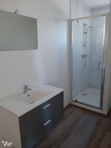 T3 - Photo 3