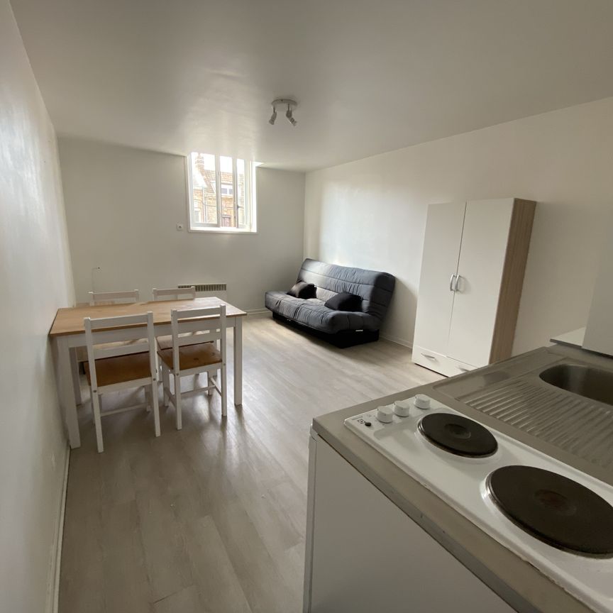 Location Appartement 1 pièce 24m² AMIENS 80000 - Photo 1
