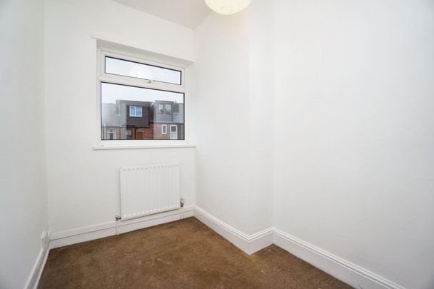 Hangingwater Road, Nether Green, Sheffield, S11 - Photo 1