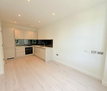 Compass House, Camberley - 1 bedroomProperty for lettings - Seymours - Photo 2