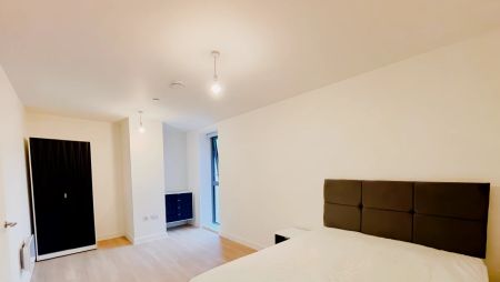 2 Bedrooms 1 bathroom - Photo 5
