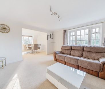 3 bedroom apartment to rent - Photo 1