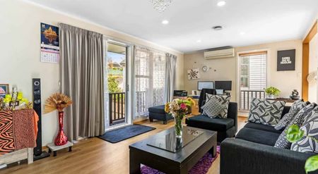 3 Bedroom 1 Bathroom available in Blockhouse bay - Photo 4