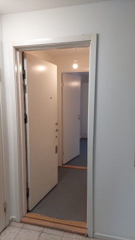 Flyghamnsgatan, Skarpnäck - Photo 2