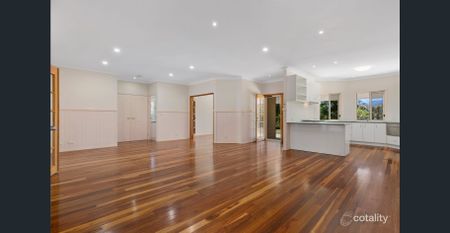 SUPERB DUAL LIVING ACREAGE PACKAGE - Photo 2