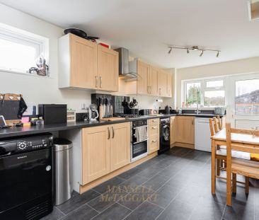 Ash Close, Crawley Down, RH10 - Photo 5