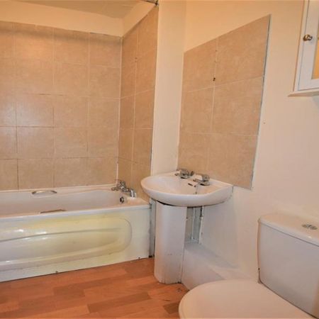 Apartment To Let - Photo 4