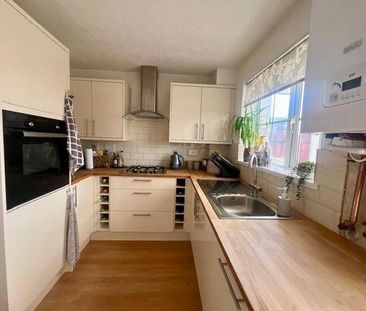 2 bedroom property to rent - Photo 3