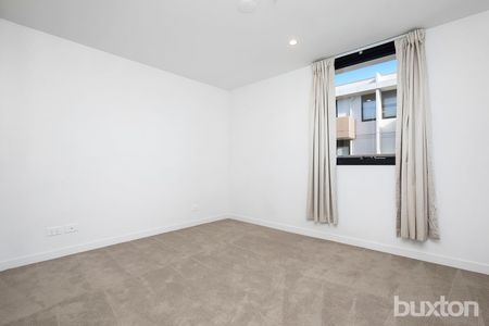503/70 Batesford Road, Chadstone VIC 3148 - Apartment For Rent | Domain - Photo 5