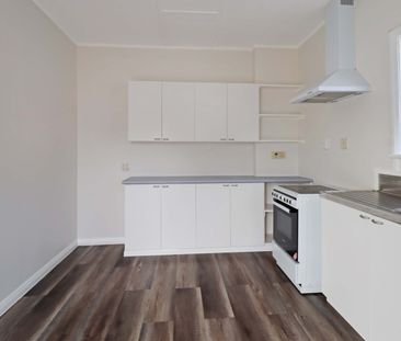 Naenae Living - Photo 4