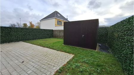 Nieuwbouw woning met 3 slaapkamers Carport en Tuin te huur in Jabbeke - Photo 2