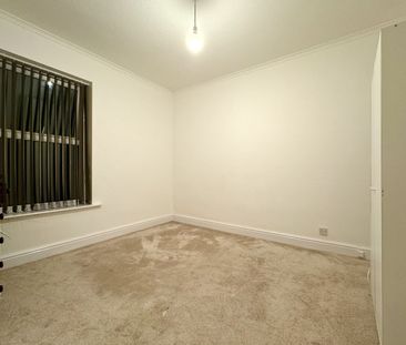 3 Bedroom - Photo 6