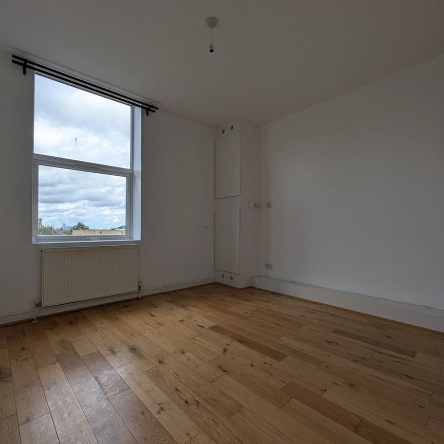 2 Bed Flat, Westow Hill, SE19 - Photo 1