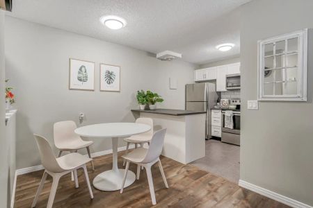 Calgary Grier Place — 1 Bedroom + Loft - Photo 3