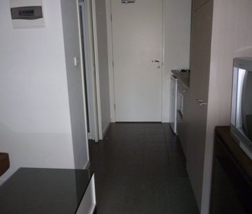 18/589 Glenferrie Road, Hawthorn VIC 3122 - Photo 4