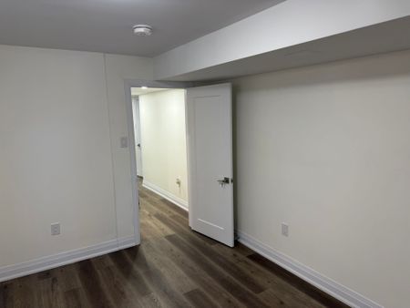 For Lease - 2111 Wilson Street, Innisfil, Ontario - Photo 3