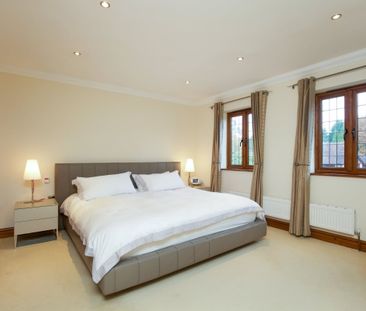 5 bedroom detached house to rent - Photo 3