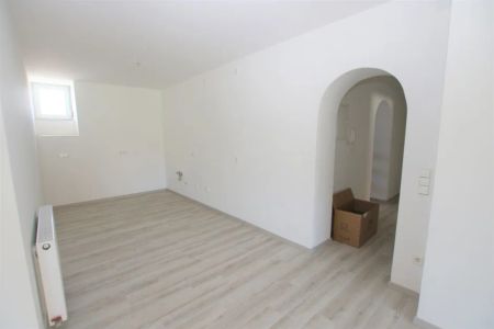 Hochwertig ausgestattete 4-Zimmer-Wohnung mit Balkon - Photo 3