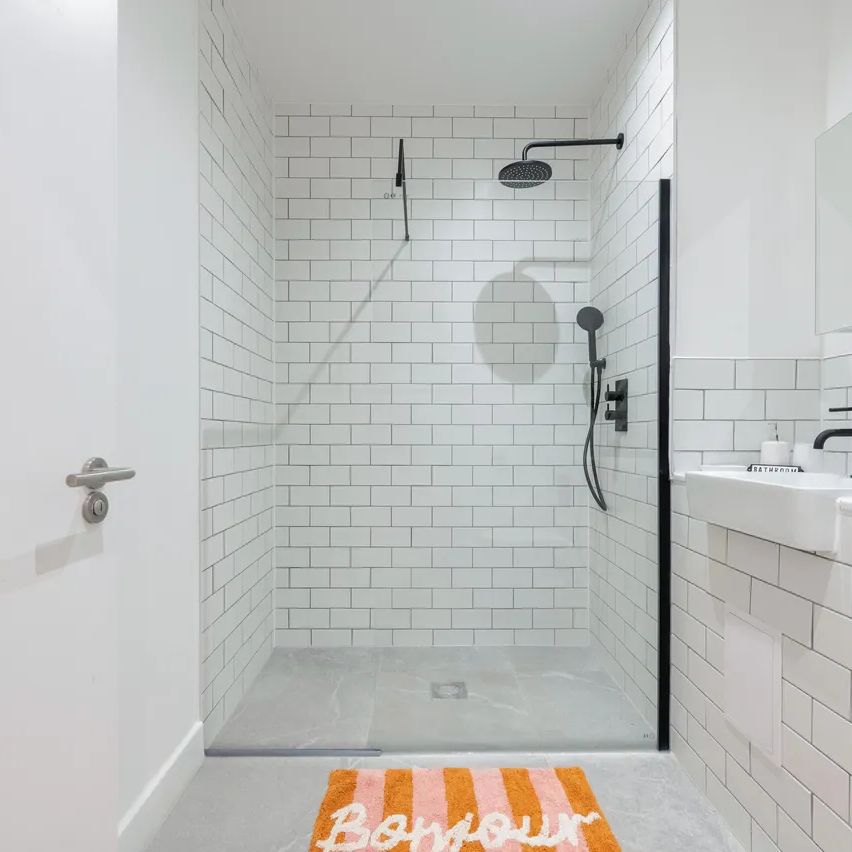 Clay, Salford Quays, M50 - Photo 1