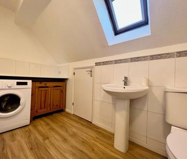 2 bedroom maisonette to rent - Photo 4