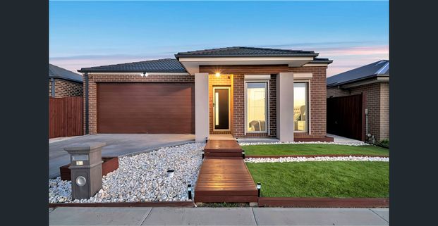 Spacious 4 Bedroom Family Home for Rent in Arndell Park Estate, Truganina – Beautifully Upgraded & Move-In Ready - Photo 1