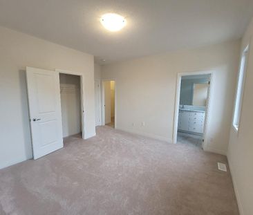 For Lease - 1031 Pisces Trail, Pickering, Ontario - Photo 1