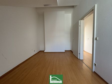 Dachgeschosswohnung mit Freifläche! – 3 Zimmer – Hofruhelage – U6 Nähe - Foto 2