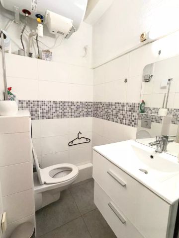 Grand studio avec terrasse - Photo 5