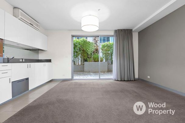 214/157 Fitzroy St, St Kilda - Photo 1