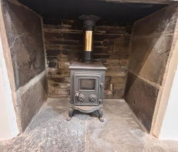 2 bedroom terraced house to rent - Photo 1