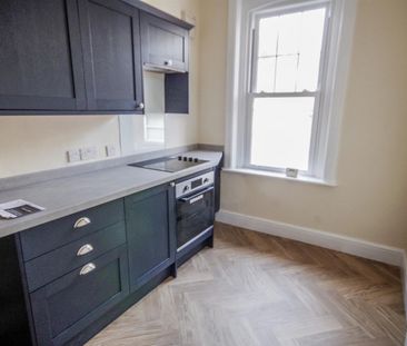 Silver Street, Dursley - Photo 5