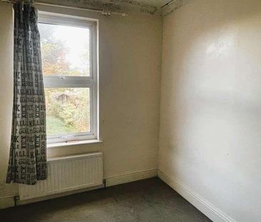 Bath Road, Hounslow, TW3 - Photo 1