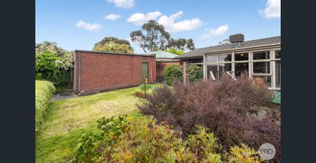 SPACIOUS 2 BEDROOM HOME IN NERRINA - Photo 3