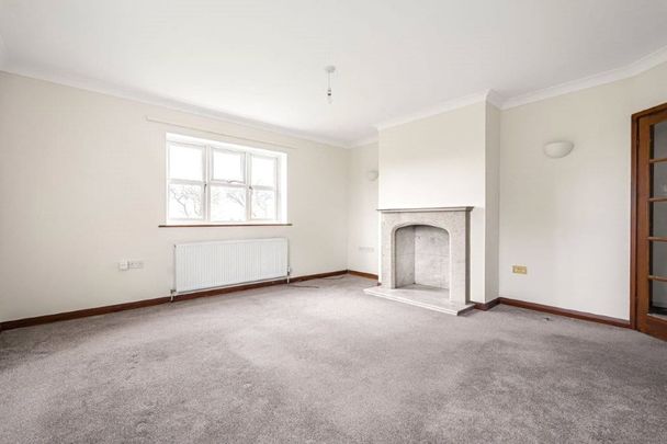 A 3 bedroom detached bungalow within the Village of Shuttlewood. - Photo 1