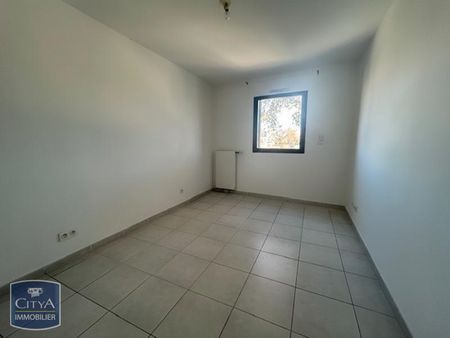Location Appartement 3 pièces 80m² AVIGNON 84000 - Photo 2