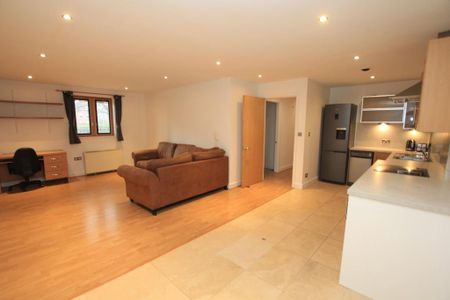 2 bedroom apartment to rent - Photo 2