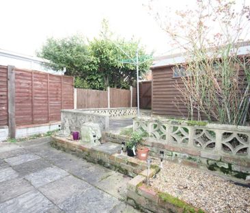2 bedroom terraced house to rent - Photo 6