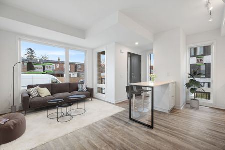 For Lease - 40 Ed Clark Gardens Unit# Th1, Toronto, Ontario - Photo 4