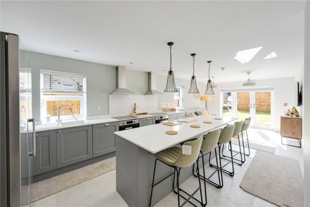 Southmead Road, Filton - Photo 3