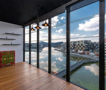 123/45 Eastlake Parade, Kingston - Photo 3