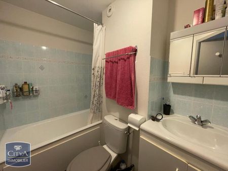 Location Appartement 1 pièce 23m² POITIERS 86000 - Photo 2