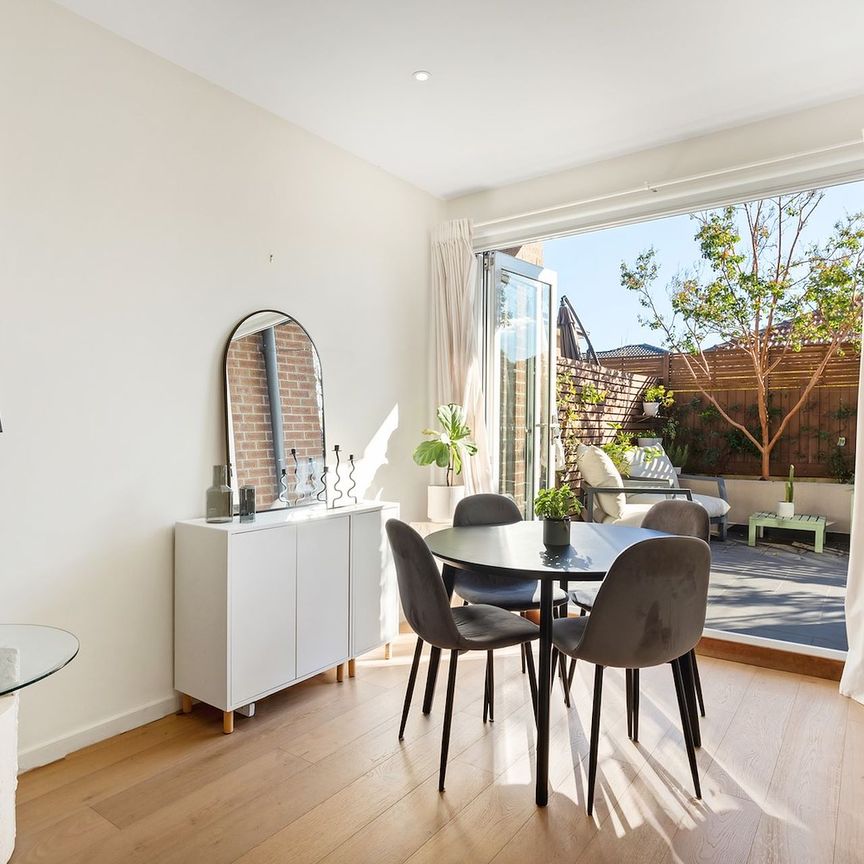 3/37 Park Street, Elsternwick. - Photo 1