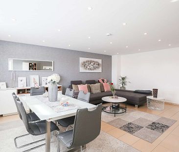 Exklusive 4-Zimmer-Wohnung mit Balkon und Stellplatz - Foto 6