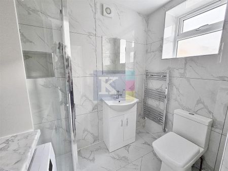 2 bedroom terraced house to rent - Photo 3