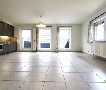 Prachtig appartement van 79m² met zonnig terras, veel lichtinval! - Photo 1