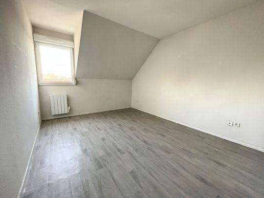Location Appartement 4 pièces 115m² ABBEVILLE 80100 - Photo 1