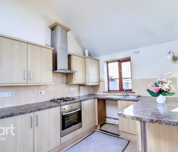 2 bedroom coach house to rent - Photo 5