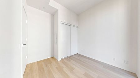 For Lease - 109 Erskine Avenue Unit# 1801, Toronto, Ontario - Photo 2