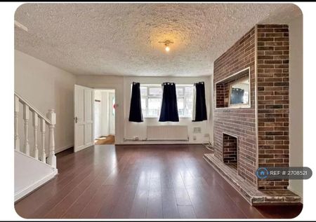 3 bedroom terraced house to rent - Photo 2